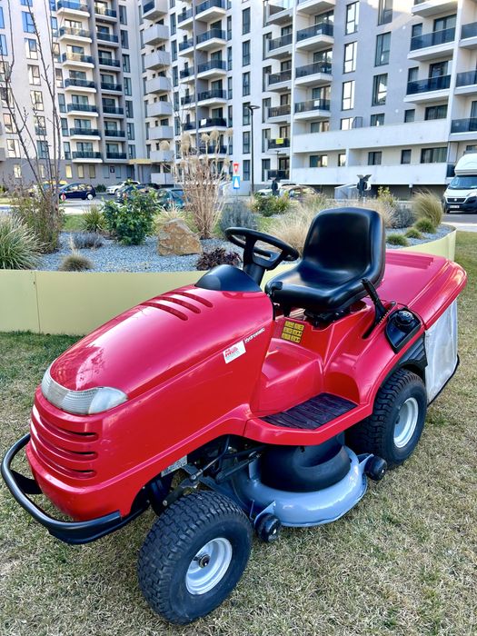 Tractoras de tuns iarba Honda V Twin Profesional Hydrostatic