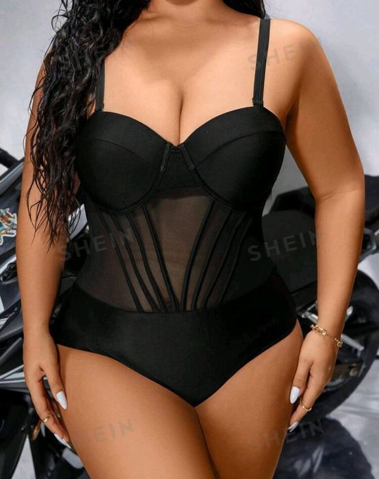 Дамски цял бански