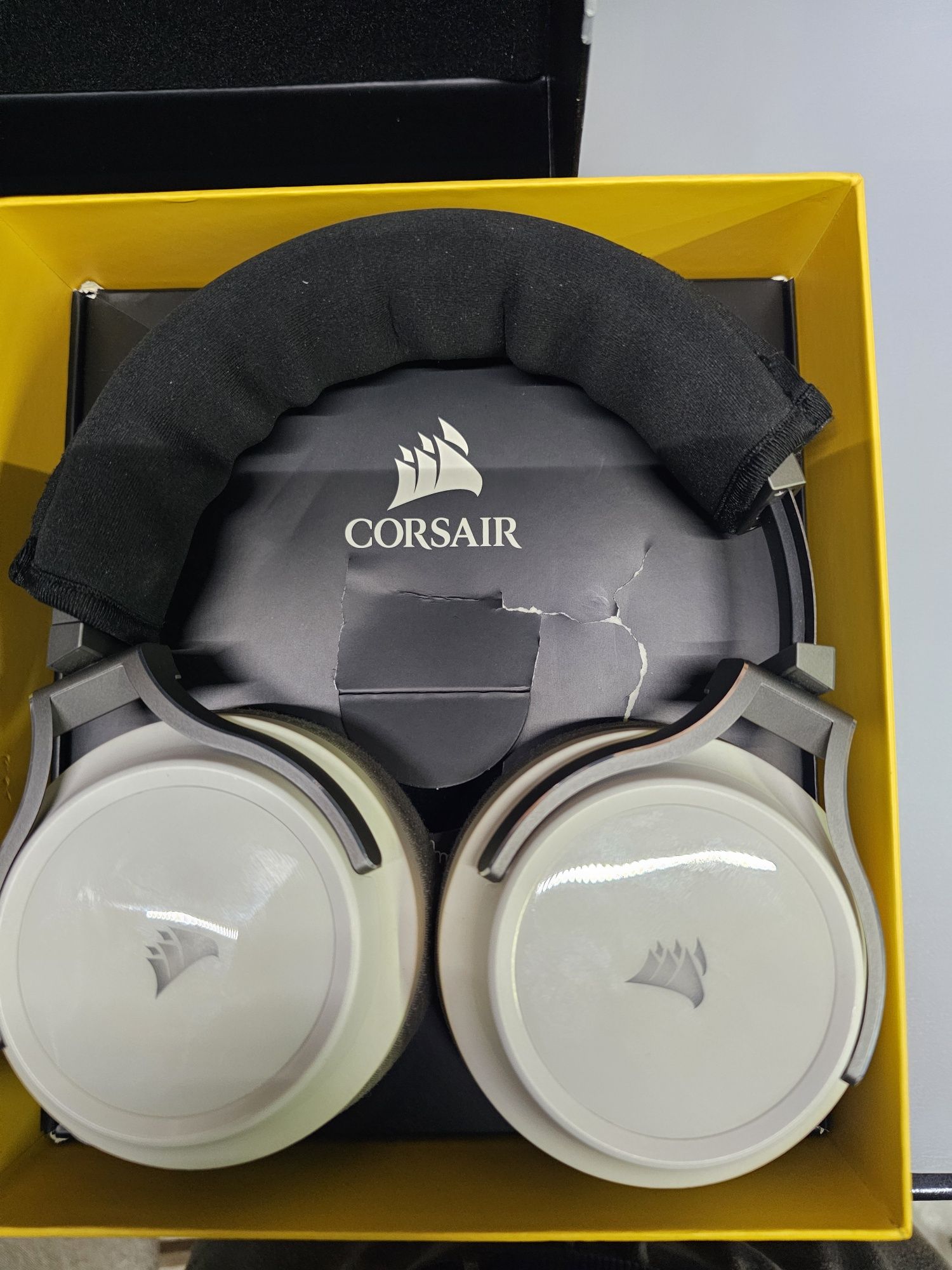 Caati Gaming wireless Corsair Virtuoso RGB wireless