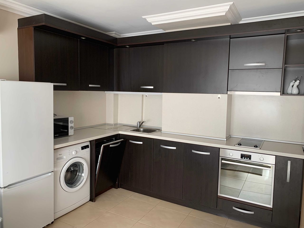 Дава се под наем Двустаен апартамент в София, Бояна - 55 кв.м за 714 € - Снимка #5