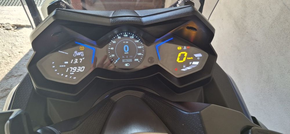 Honda, SuzukI , Yamaha...   KYMCO AK550