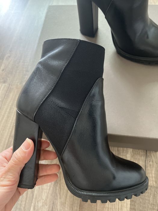 Botine de piele Zara, marimea 36
