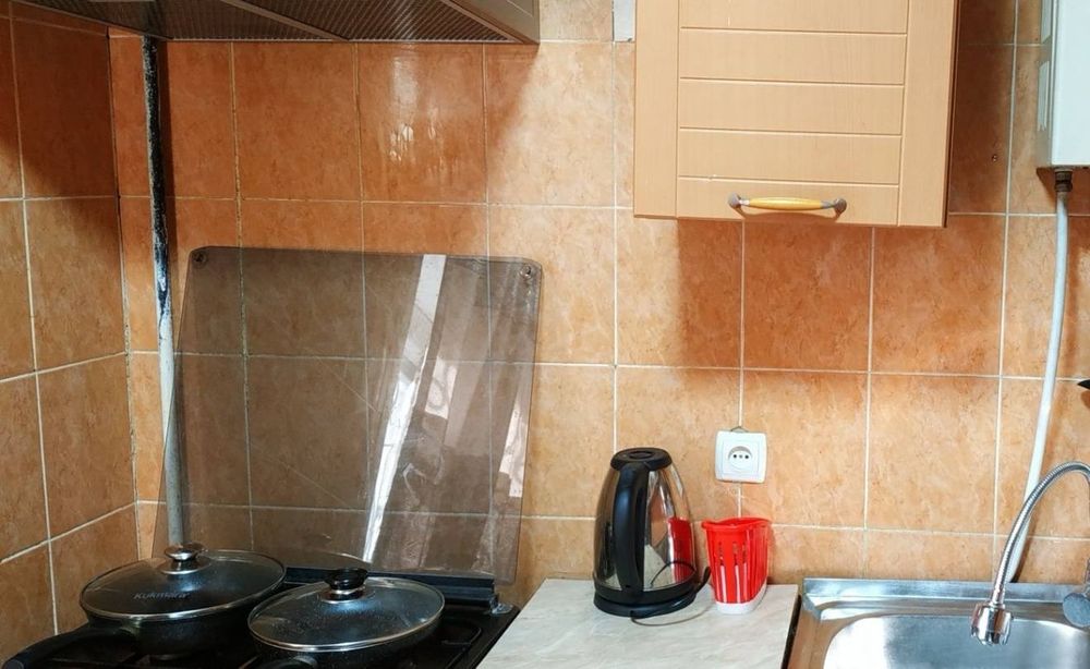 Yunusobod bodomzor metro yonida