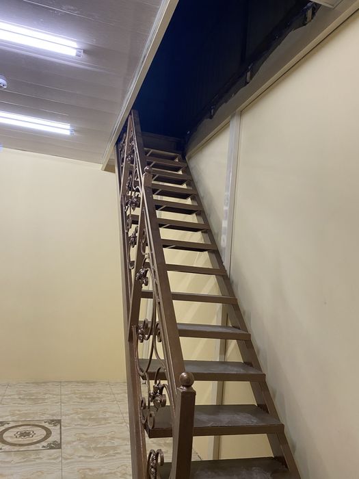 Эркин савдо марказида