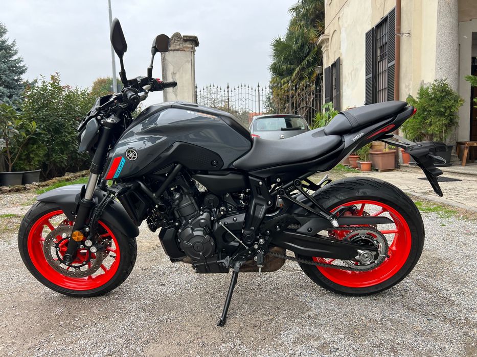Yamaha MT07 2021