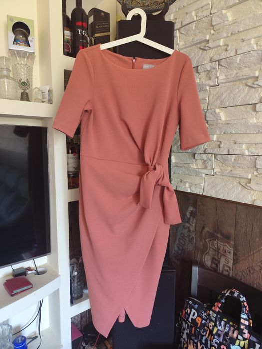 Красива дамска рокля мл 35лв