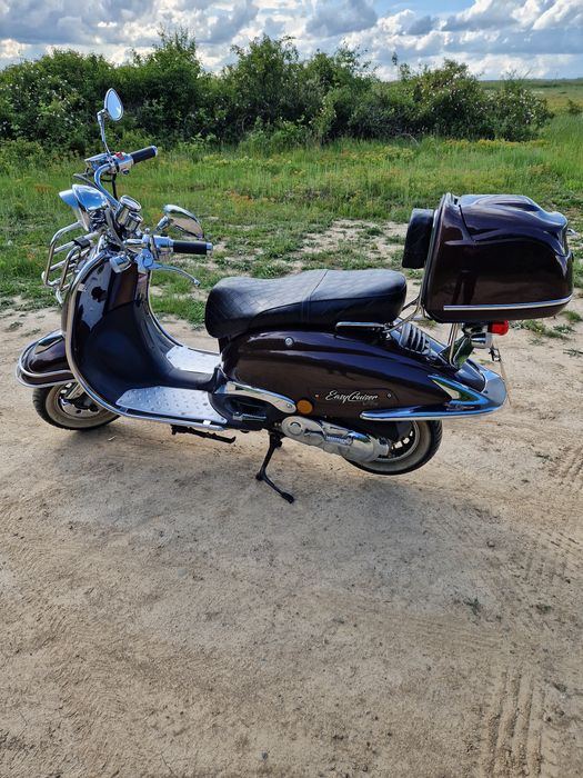 Scuter Znen Retro