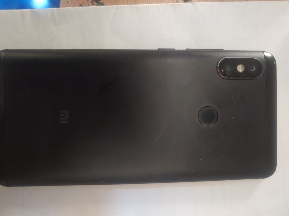 Продается Redmi note 5