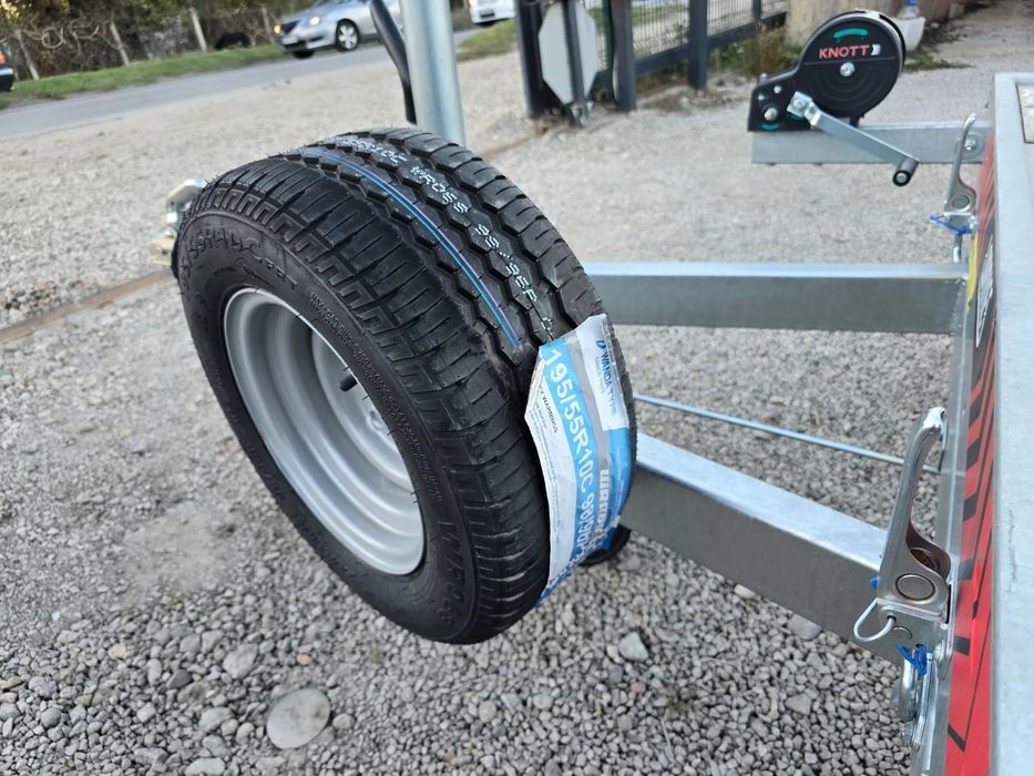 Платформа за автомобил LORRIES/ X.2024г