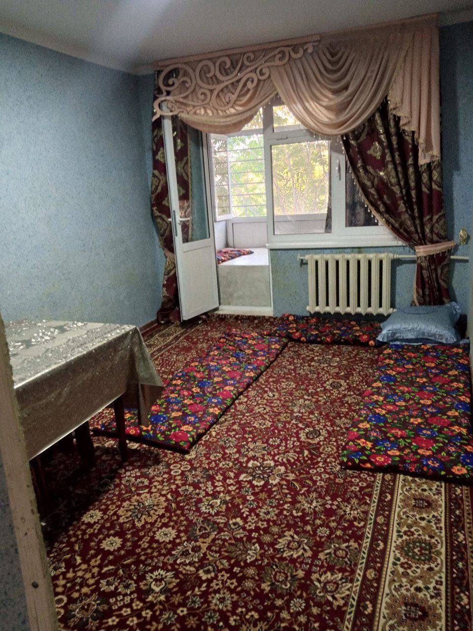 Gorgazda 2 xonali uy hamma jihozlari bilan ijaraga beriladi