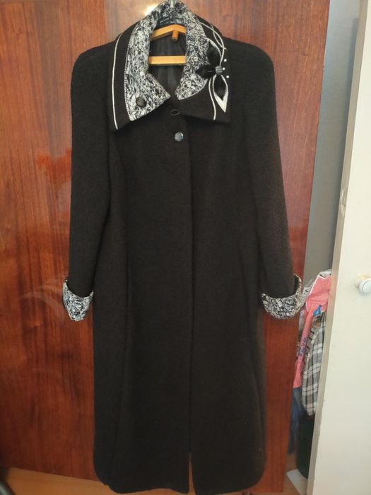 Продам женское пальто