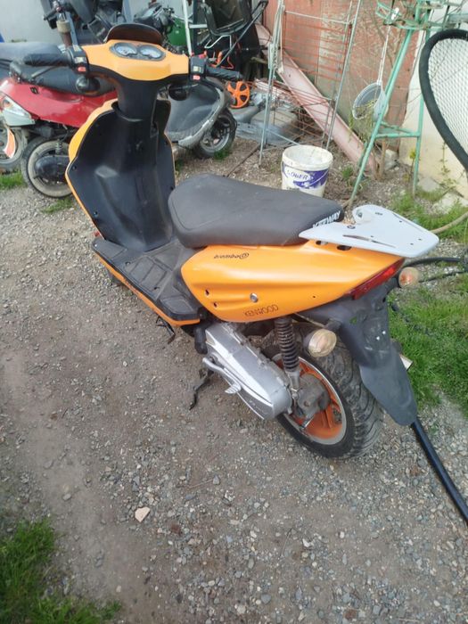 Scuter Keeway 49 cc 2t 1200 lei