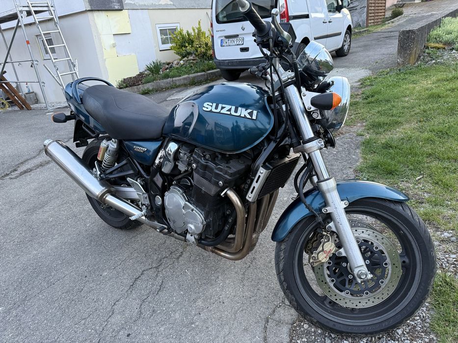 Suzuki GSX 1200 an 2000