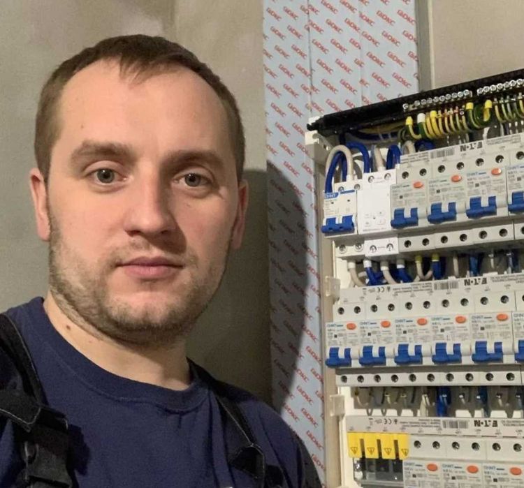 Электрик частник: монтаж проводки, установка электрощита, замена!