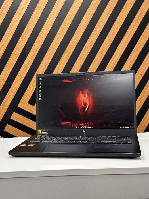 Продам игровой ноутбук Acer Nitro ANV15-42