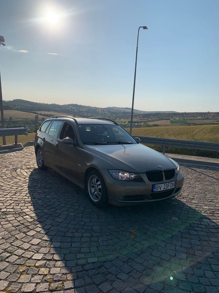 Vând BMW seria 3