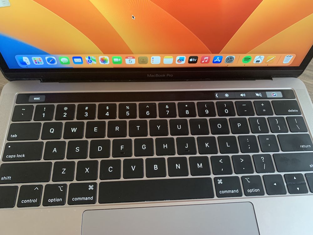 MacBook Pro 13” 2018 A1989