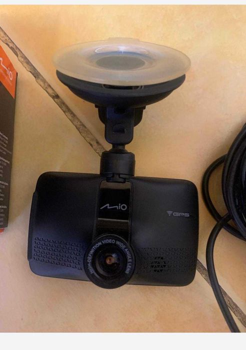 Camera video auto Mio MiVue 733 WIFI, GPS incorporat, Full HD