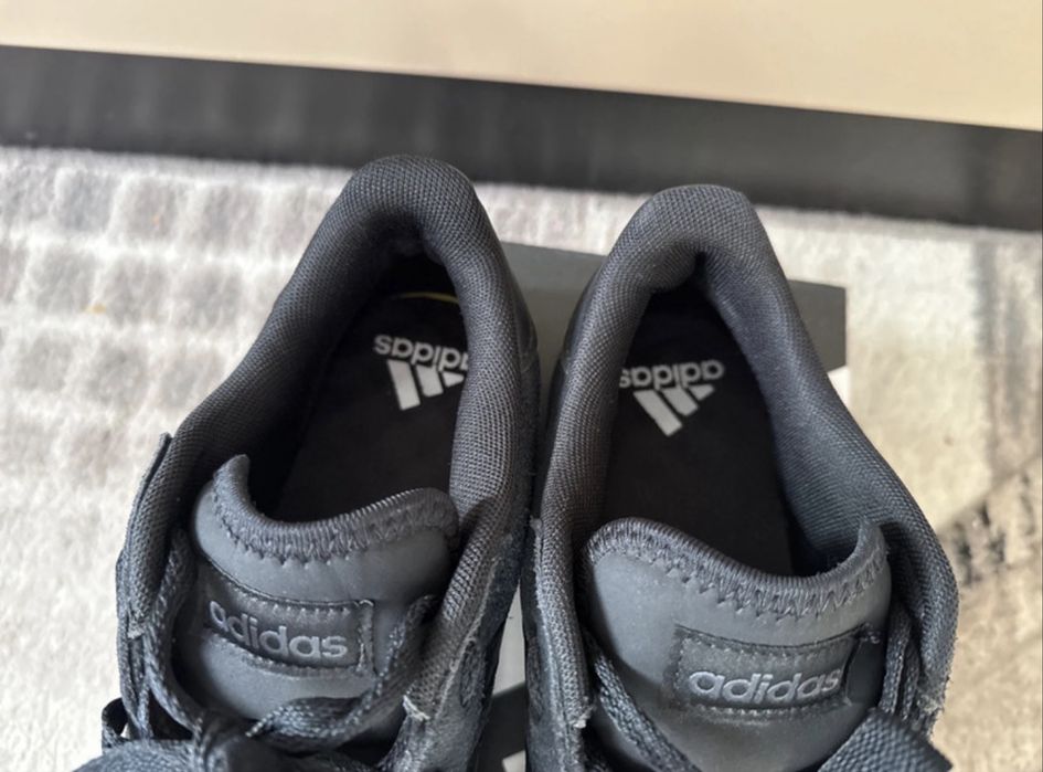 Pantofi casual Adidas