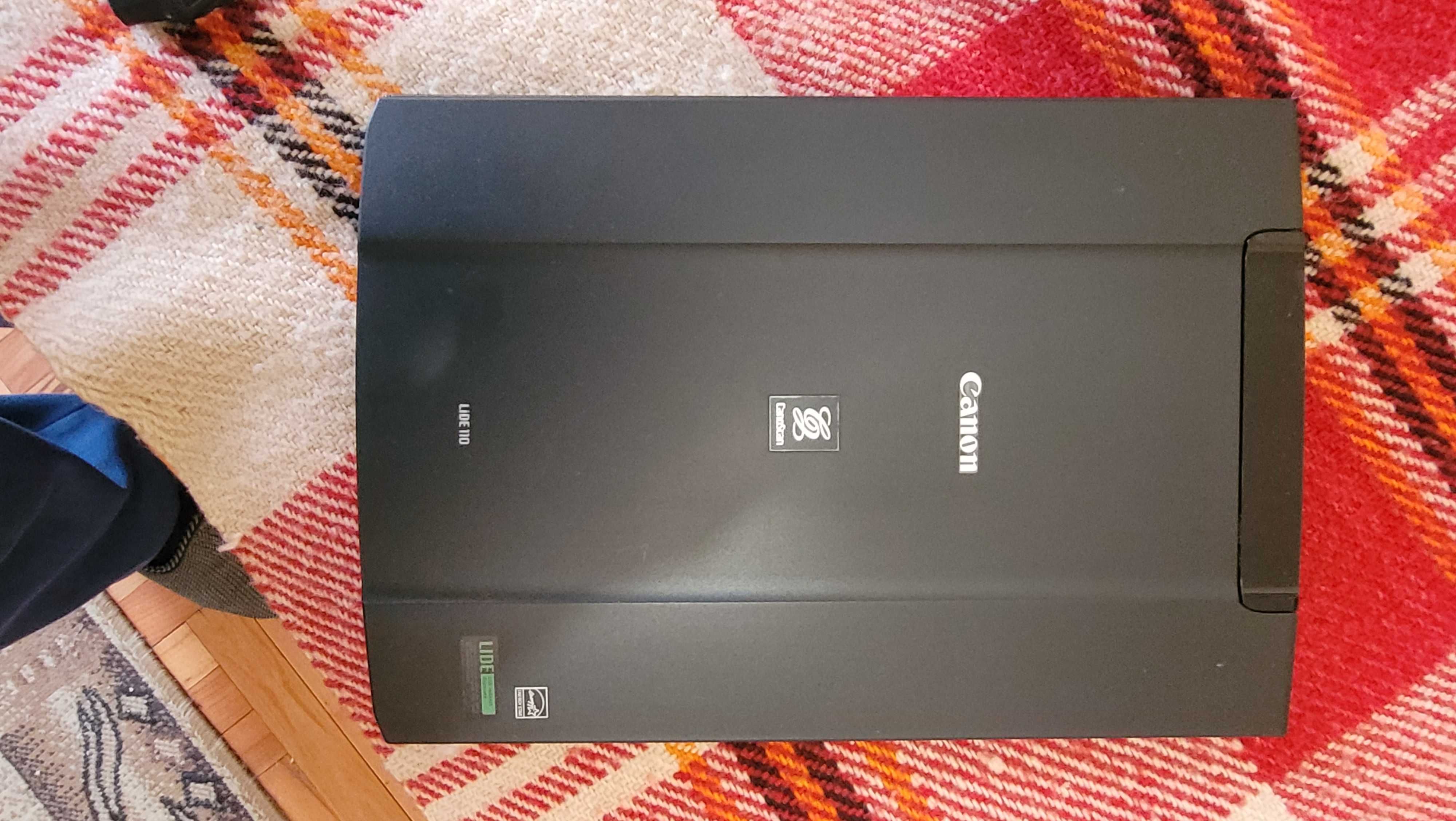 скенер Canon Lide110