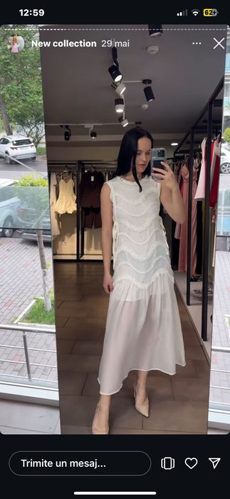 Vand o rochiță de excepție alb unturile