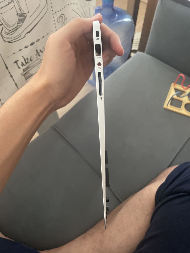Продаю верхнуюю часть корпуса от Acer Aspire Swift 3 SF314-51