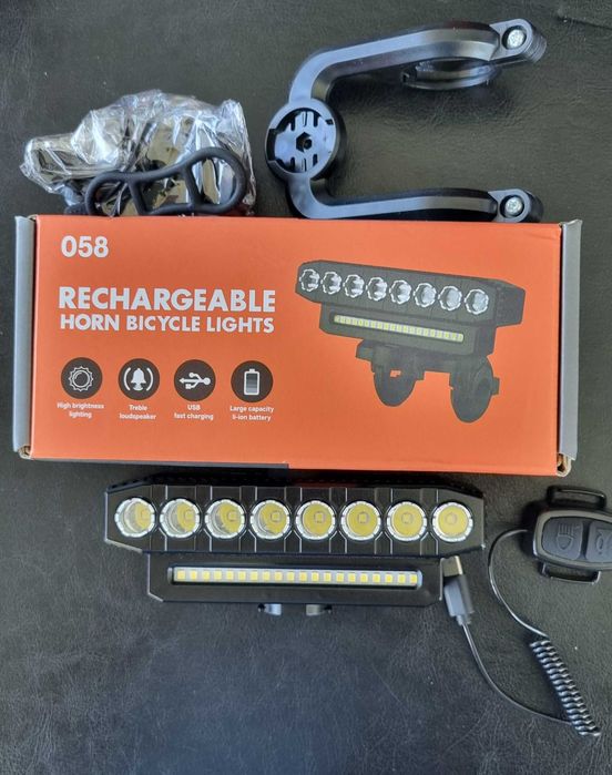 Far auxiliar incarcare usb