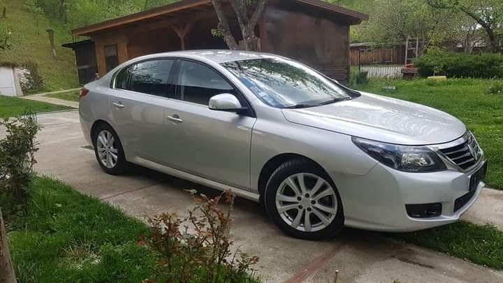 Renault Latitude