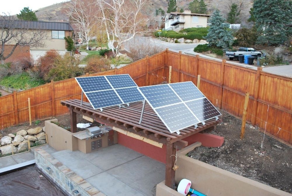 Energie Electrica cu Panouri Solare si Eoliana pentru casa