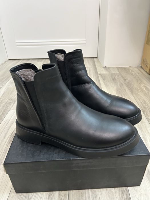 Продам полусапоги зимние натуральный мех кожа 40 размер