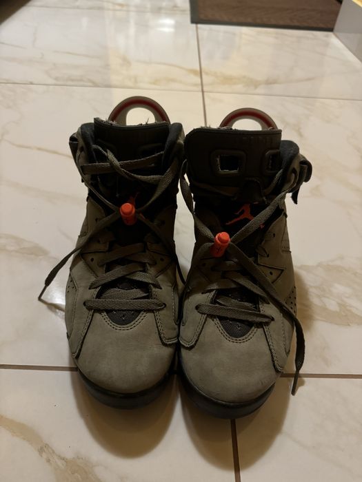 Vand Jordan 6 Travis Scott