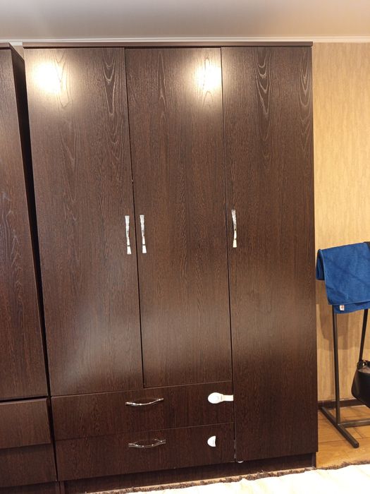 Шкаф в отличном состоянии