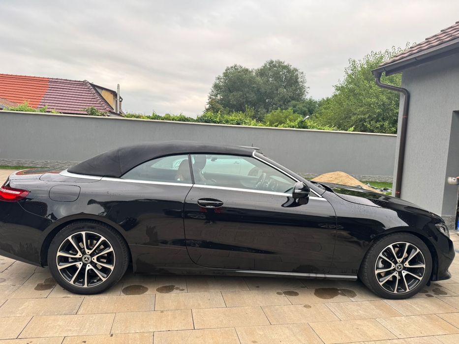 Vând Mercedes Benz E 220 Cabrio