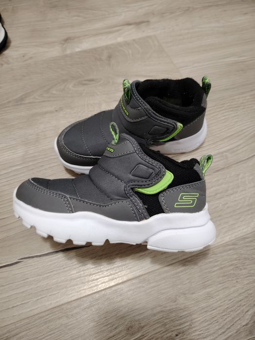 Adidași skechers,mărimea 26,16 cm