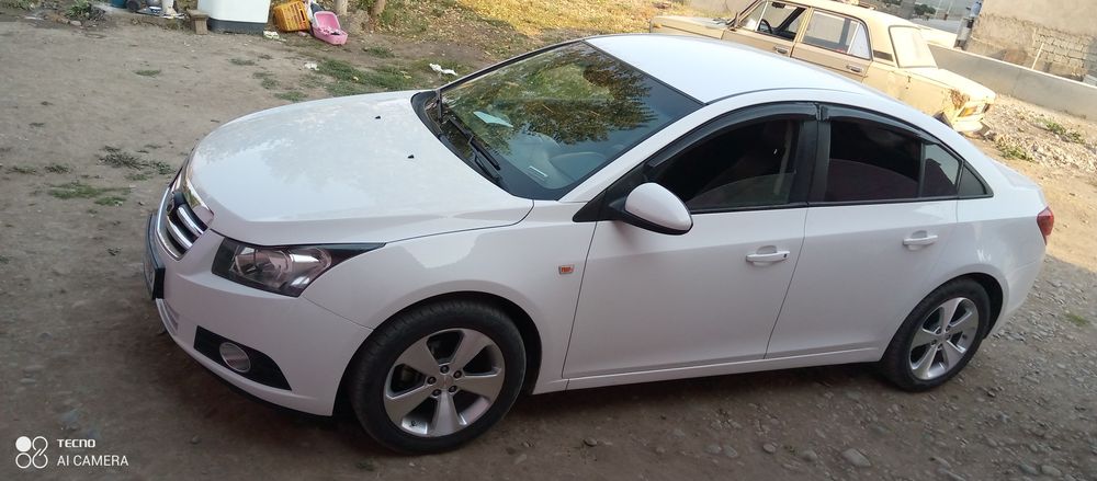 Ласети круз 2009