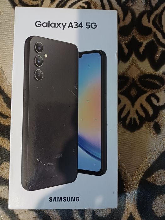 Продам коробку от телефона