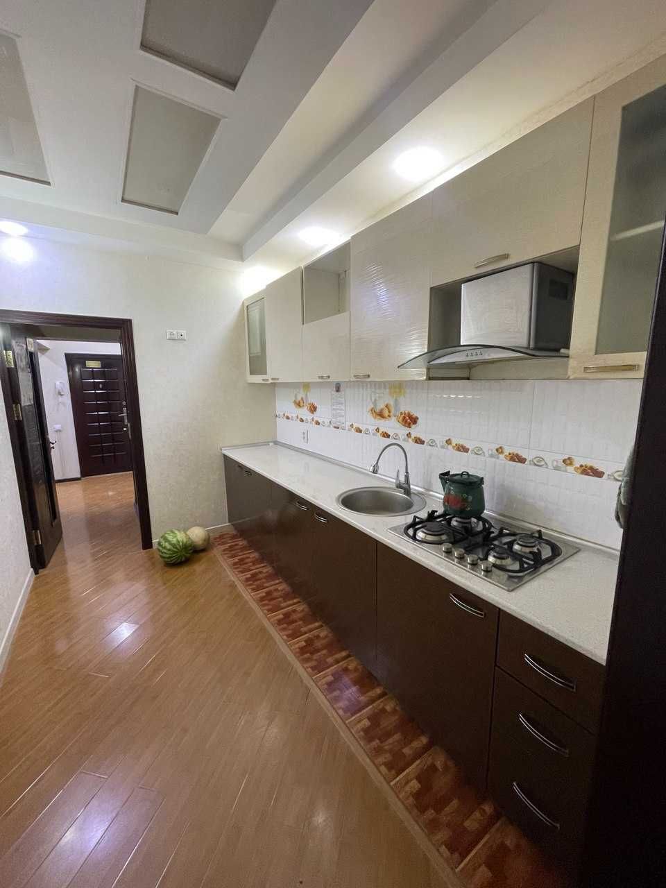 Себзаре продается 3х комнатная, можно под нежилой