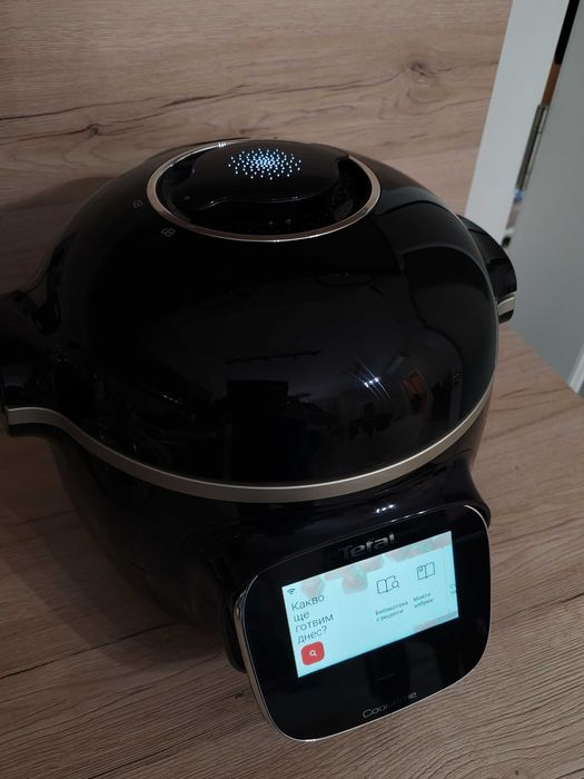 Продавам умна мултикукър Tefal Cook4Me Touch Wi-Fi