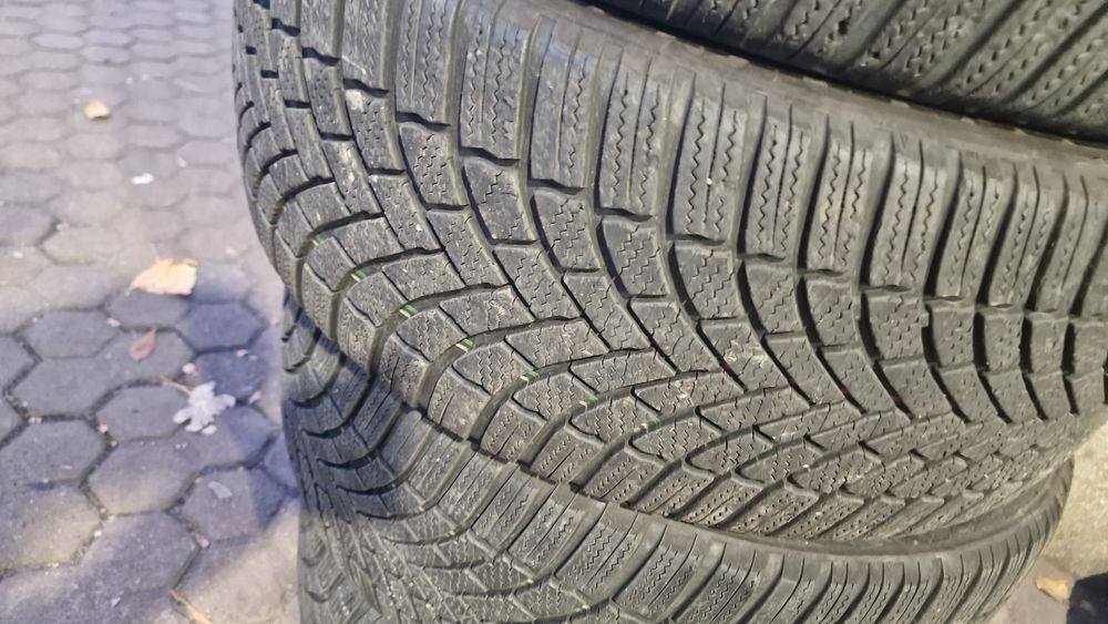 Bridgestone iarnă 225 45 18