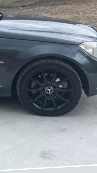 Джанти за мерцедес с чисто нови гуми