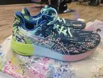 Дамски маратонки ASICS NOOSA