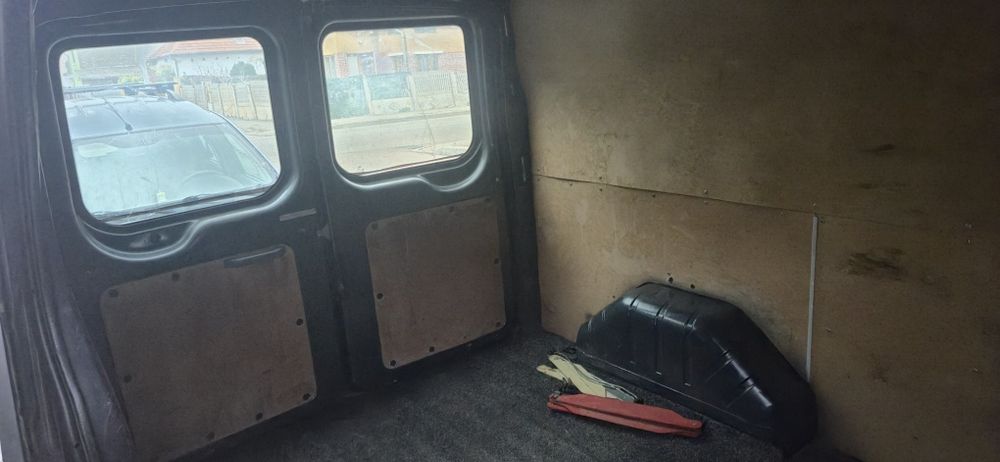 Ford Transit an 2008