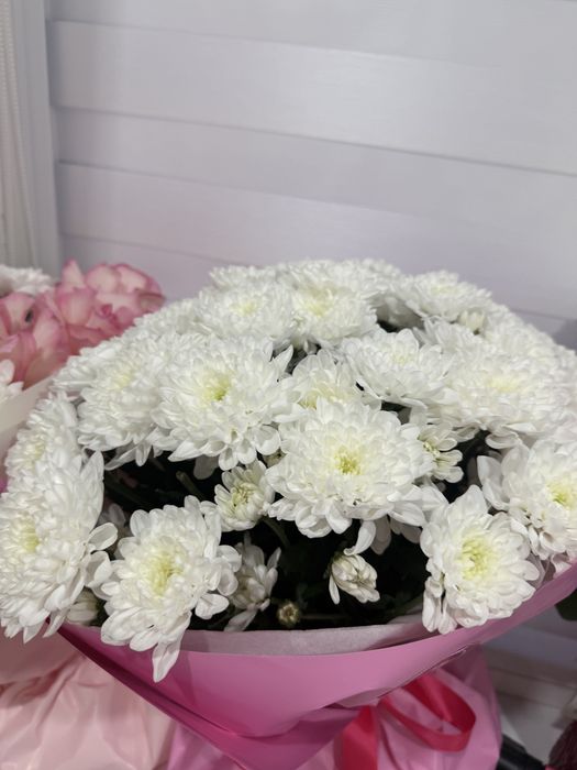 Букеты ромашек и роз