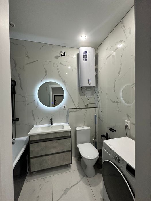 Подселение девушка