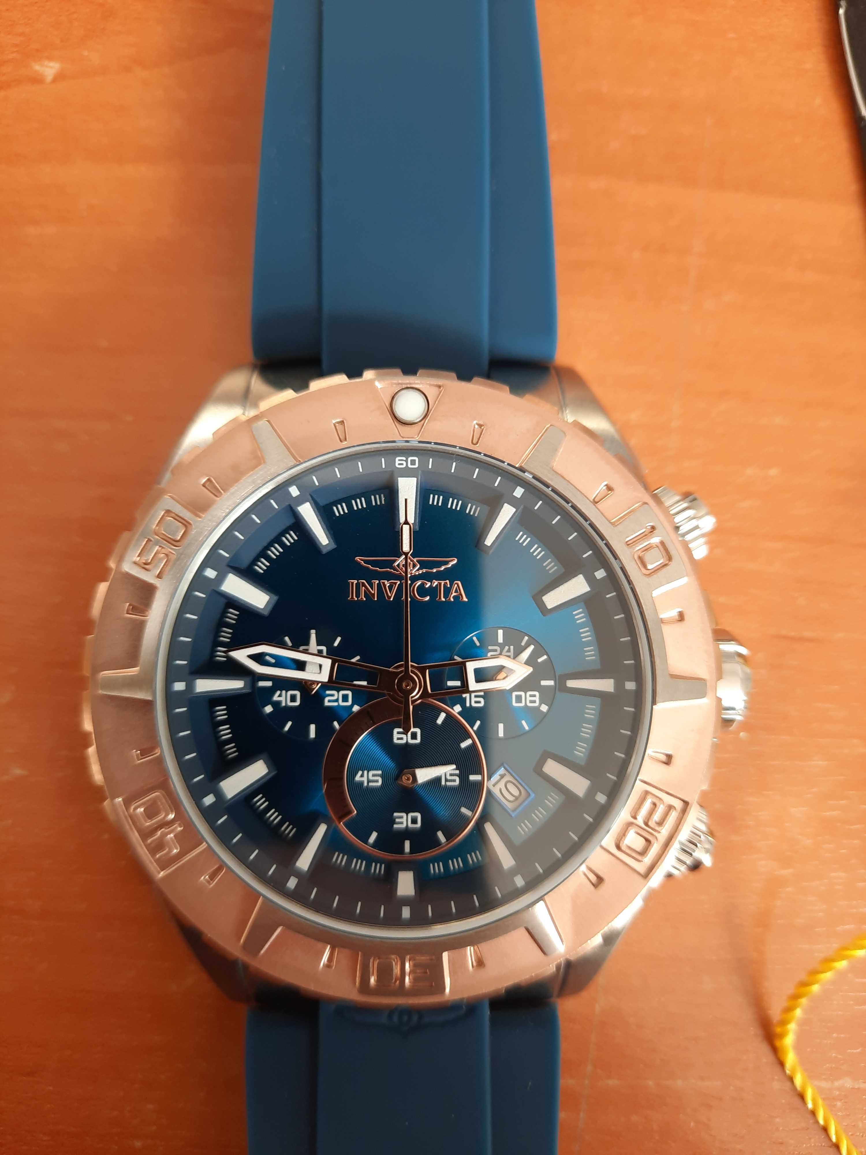 Часовник Invicta Aviator