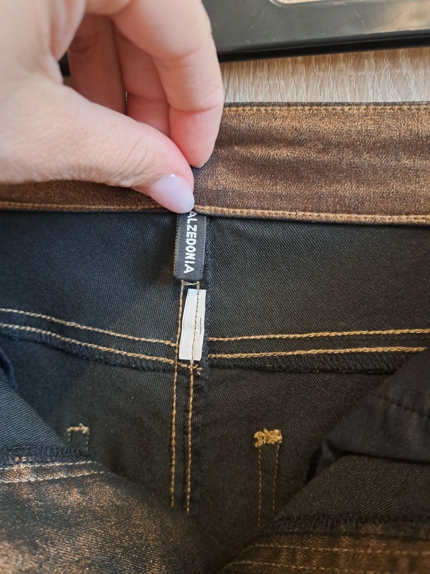 Pantaloni femei Calzedonia S