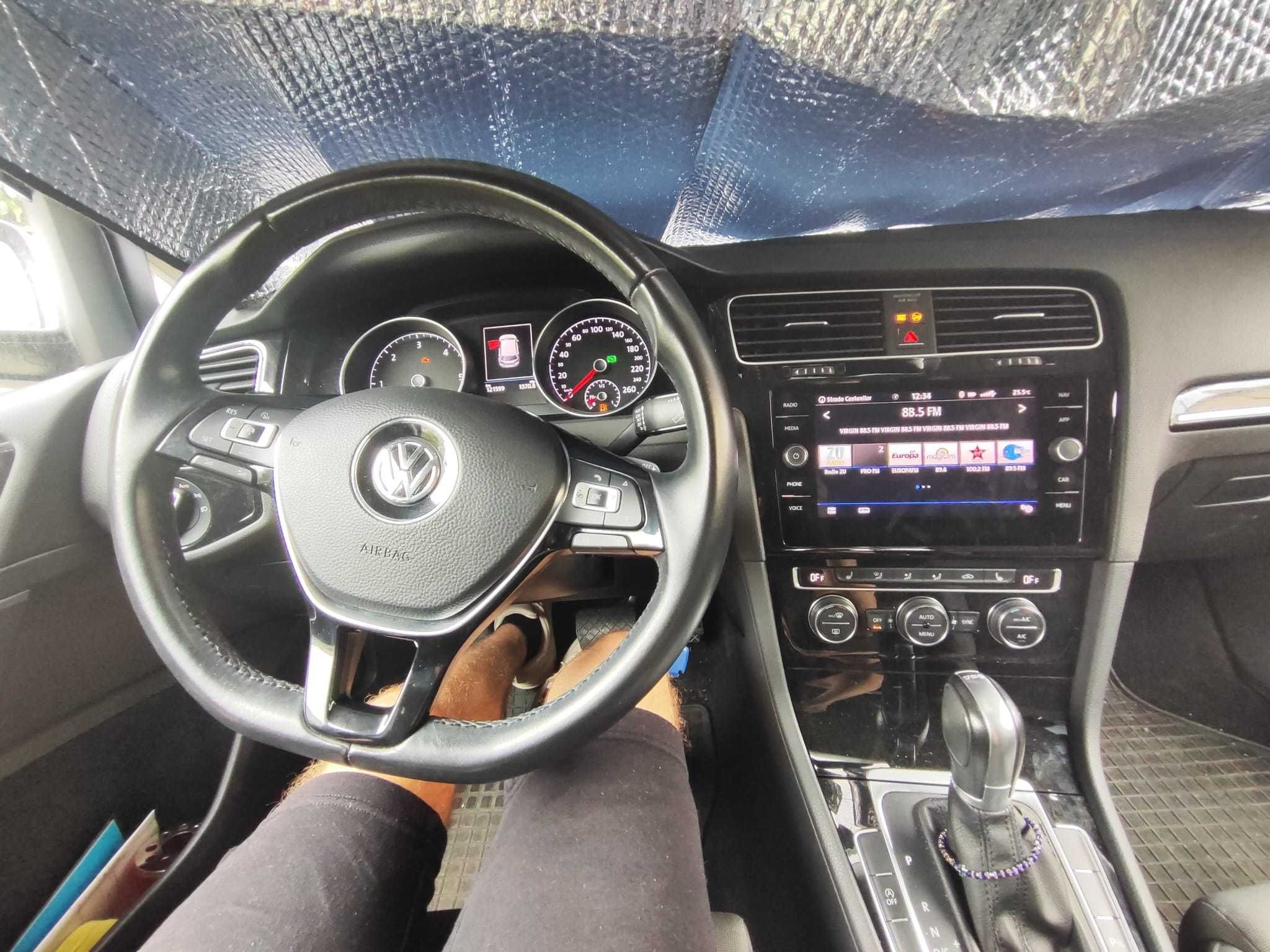 Volkswagen Golf 8
