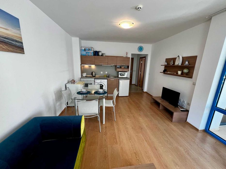 Продава се Двустаен апартамент в к.к. Слънчев бряг - 72 кв.м за 1181 €/кв.м - Снимка #4