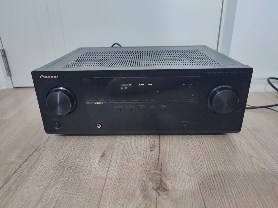 Amplificator Pioneer VSX 421 K 500W HDMI subwoofer Optical statie