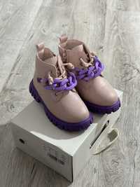 Обувь для девочки (4-5 лет) 10000 тенге